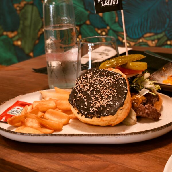 Ihuru smash burger